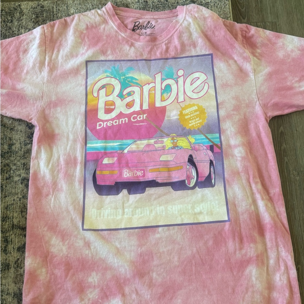 Barbie Dream Car Tie-Dye Tee Shirt Pink Convertible Graphic Women’s size large